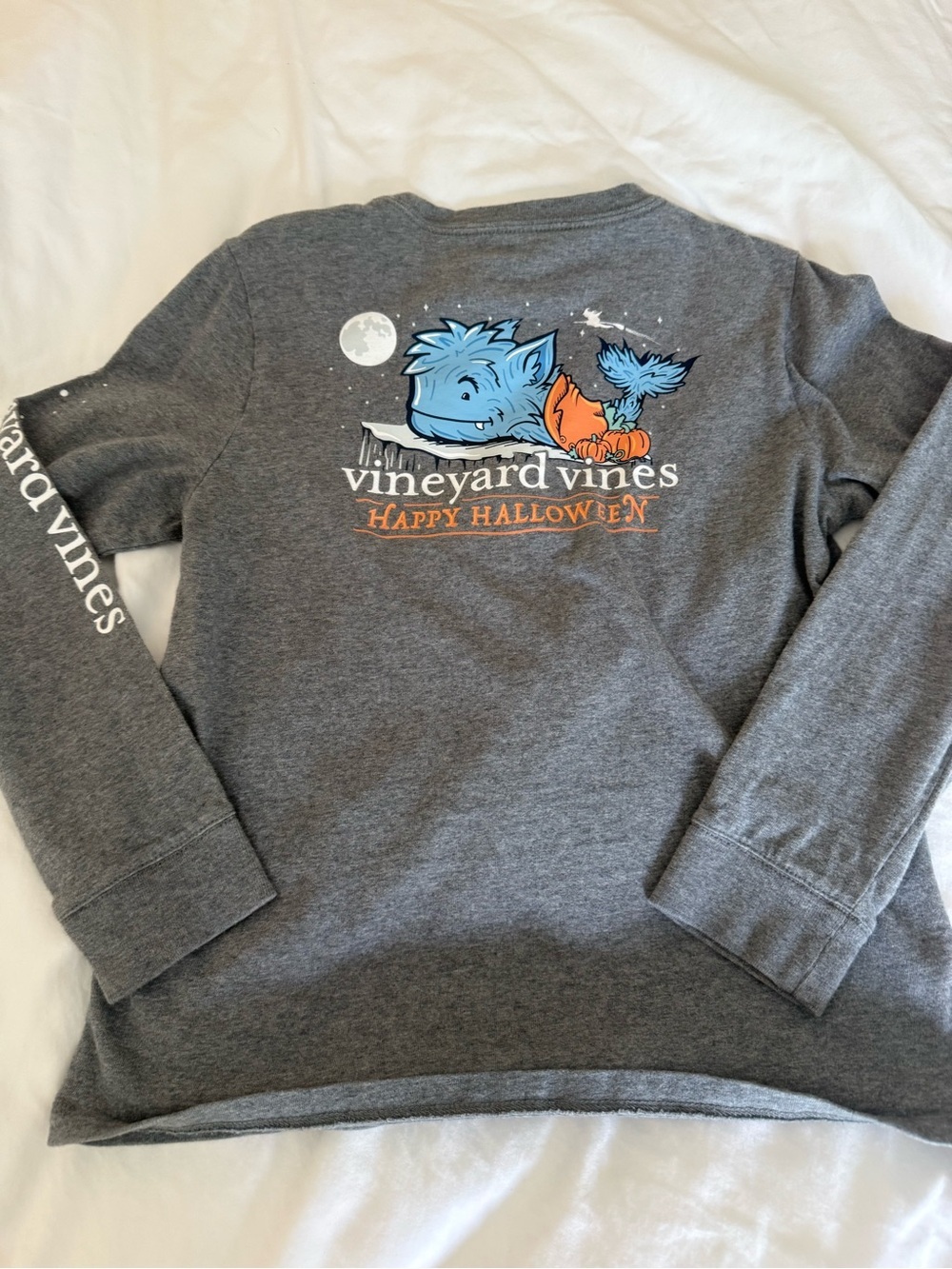 Vineyard Vines Kids Gray Long-Sleeve Halloween Tee with Blue Character